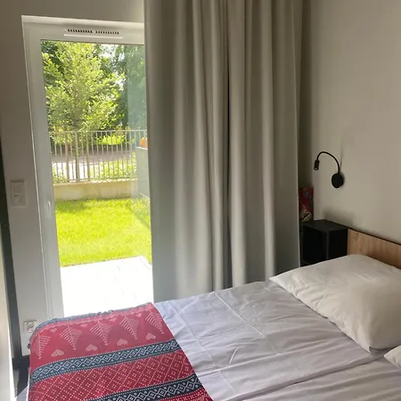 W Podczelu 4 Osoby 10 Minut Plaza Basen Sauna 아파트 *