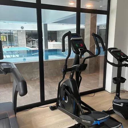 W Podczelu 4 Osoby 10 Minut Plaza Basen Sauna 아파트
