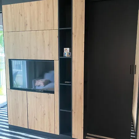 W Podczelu 4 Osoby 10 Minut Plaza Basen Sauna 아파트 코워브제크